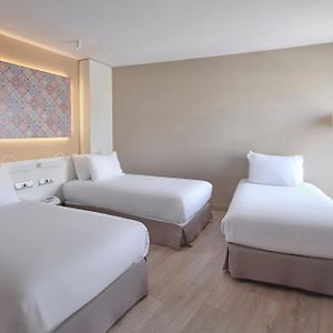 Triple Double Room